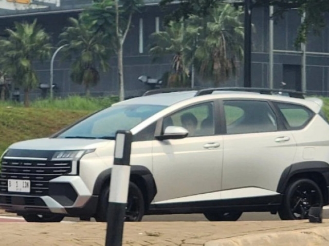 Hyundai Stargazer X 2026 bất ngờ lộ diện trước ngày ra mắt