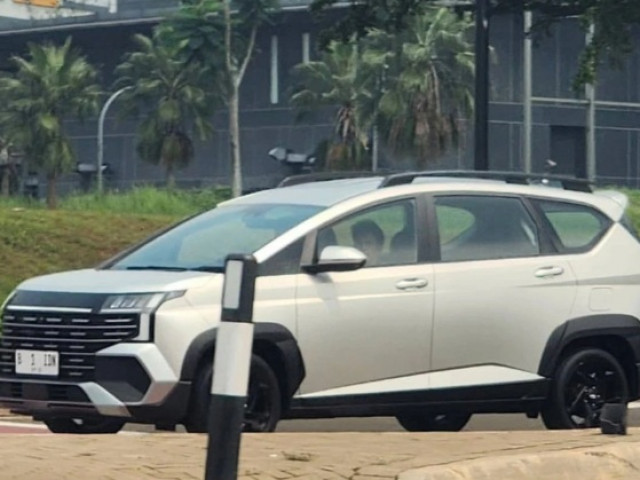 Hyundai Stargazer X 2026 bất ngờ lộ diện trước ngày ra mắt