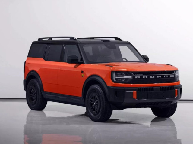 Ford ra mắt SUV Bronco điện: Mạnh 271 mã lực, chạy tới 650km/ sạc