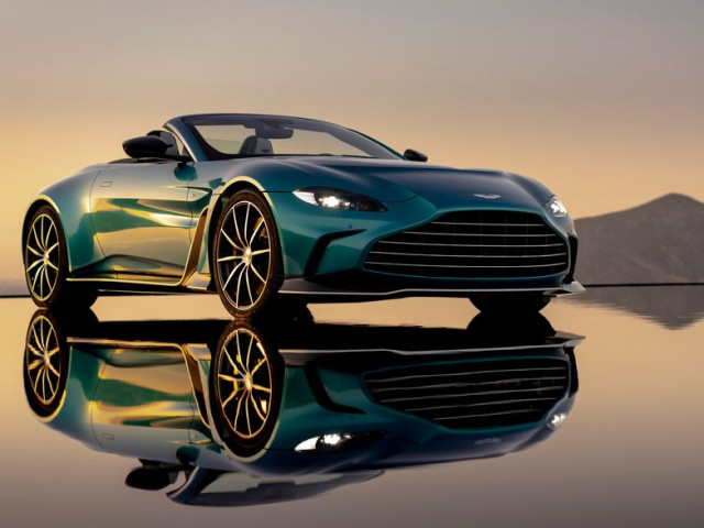 Aston Martin giới thiệu mẫu hypercar động cơ V12 cuối cùng