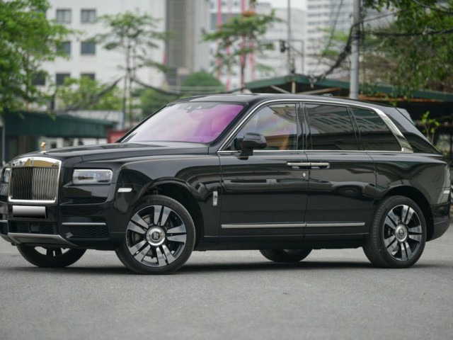 Rolls-Royce Cullinan 2020 rao bán hơn 30 tỷ đồng: Chủ xe lỗ 10 tỷ