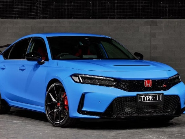 Honda Civic Type R tăng giá nhưng chỉ được bổ sung màu sơn mới