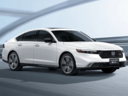 Honda Accord 2026 ra mắt: Thêm trang bị, giá giảm 57 triệu VNĐ