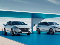 Peugeot 308 có thêm 2 biến thể thuần điện, bổ sung nhiều trang bị ấn tượng