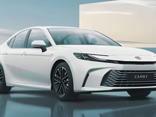 Toyota Camry 2025 cập bến Đông Nam Á, ngày về Việt Nam không xa