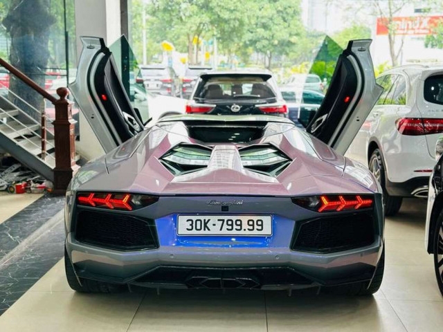 Lamborghini Aventador biển tứ quý 9 lên sàn xe cũ, giá 22 tỷ đồng