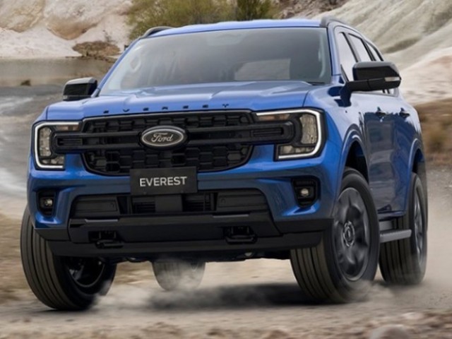 Ford Everest Sport Bi-Turbo 2026 trình làng: Giới hạn chỉ 700 xe