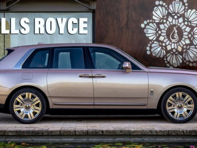 Chiếc Rolls-Royce Cullinan độc nhất có nội thất khảm trai tinh xảo