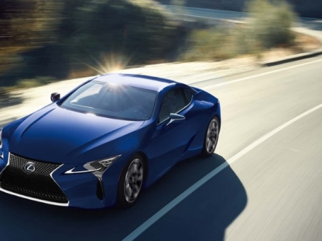 Lexus LC500 2025 trình làng: Giá quy đổi từ 2,49 tỷ VNĐ