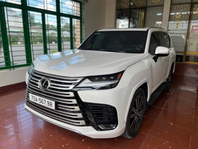 Lexus LX600 2024 "lướt" được chào bán gần 9 tỷ đồng