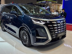 BYD Denza D9 - "Toyota Alphard của Trung Quốc" ra mắt Việt Nam