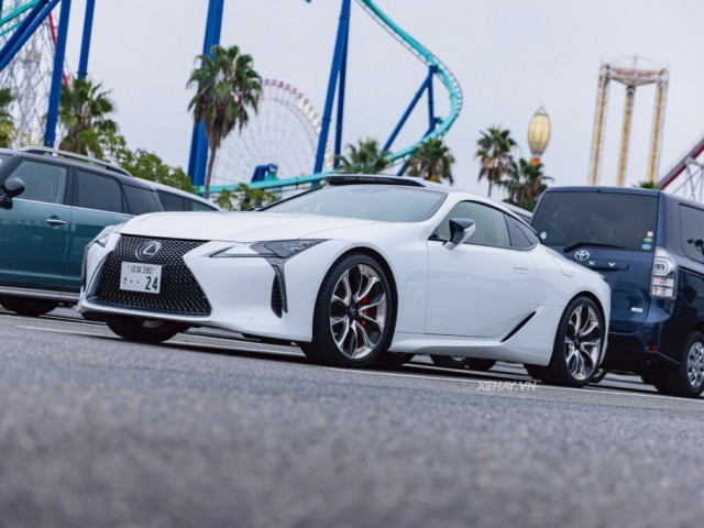Cận cảnh Lexus LC500 - Coupe hạng sang cho dân mê tốc độ