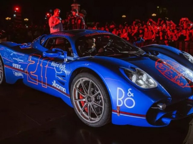 Pagani Utopia xuất hiện tại Gumball 3000: Nữ doanh nhân Singapore chiếm trọn spotlight