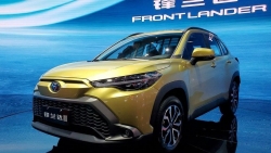 Toyota Frontlander 2022: Phiên bản đổi tên của Toyota Corolla Cross chính thức ra mắt