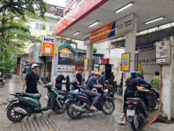 Sở Giao thông Hà Nội nói gì về thông tin xe chở xăng dầu khó đi vào nội đô?