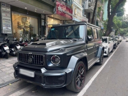 Bắt gặp “quái thú” Brabus 800 Widestar trên đường phố Hà Nội