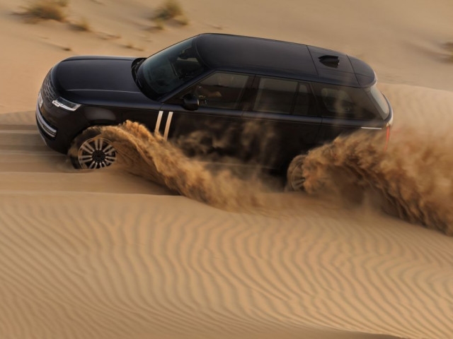 Range Rover điện được thử nghiệm tại nơi có khí hậu khắc nghiệt