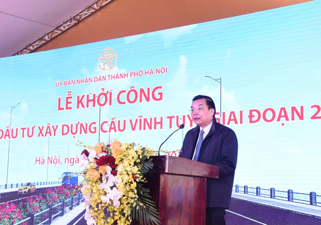 Chủ tịch UBND TP Hà Nội Chu Ngọc Anh phát biểu tại lễ khởi công