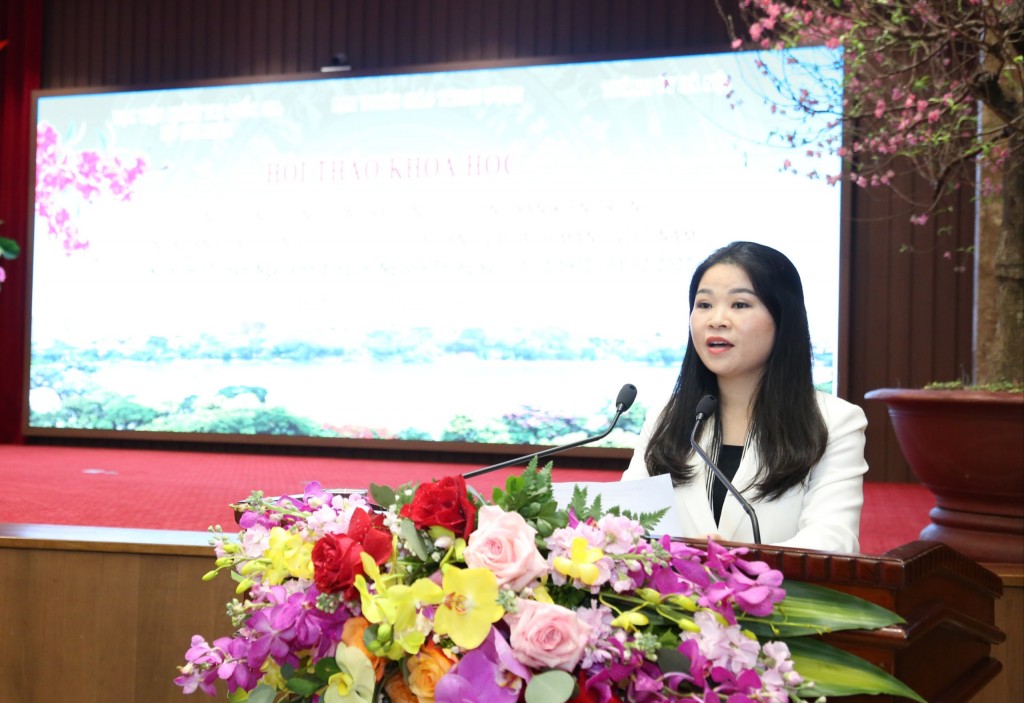 Bí thư Thành đoàn Hà Nội Chu Hồng Minh tham luận tại hội thảo