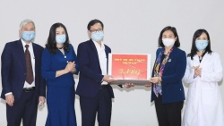 Phó Bí thư Thường trực Thành ủy Nguyễn Thị Tuyến thăm, động viên CDC Hà Nội