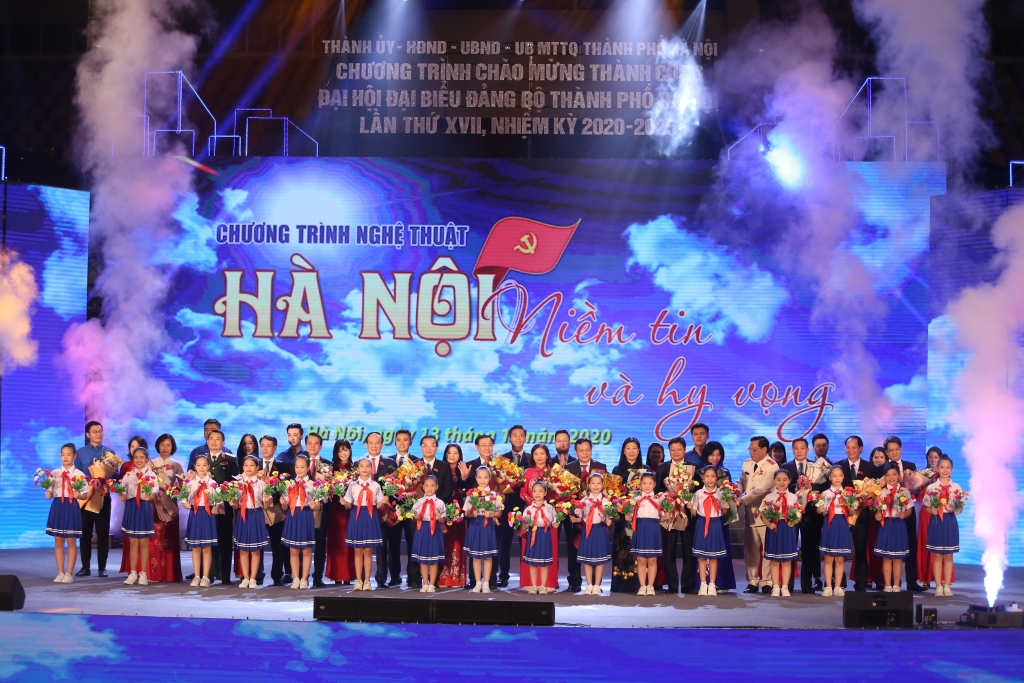 Chương trình nghệ thuật “Hà Nội niềm tin và hy vọng” chào mừng thành công Đại hội đại biểu Đảng bộ TP Hà Nội lần thứ XVII