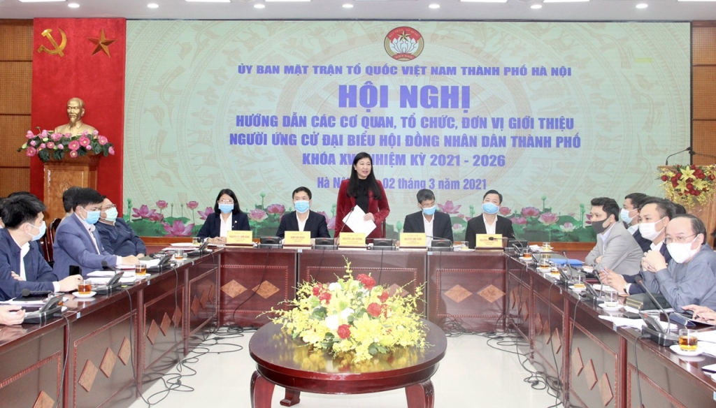 Chủ tịch Ủy ban MTTQ Việt Nam TP Hà Nội Nguyễn Lan Hương phát biểu chỉ đạo tại hội nghị