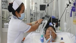 Tin tức trong ngày 27/3: Thay huyết tương, lọc chất độc cho bệnh nhân nghi ngộ độc pate chay