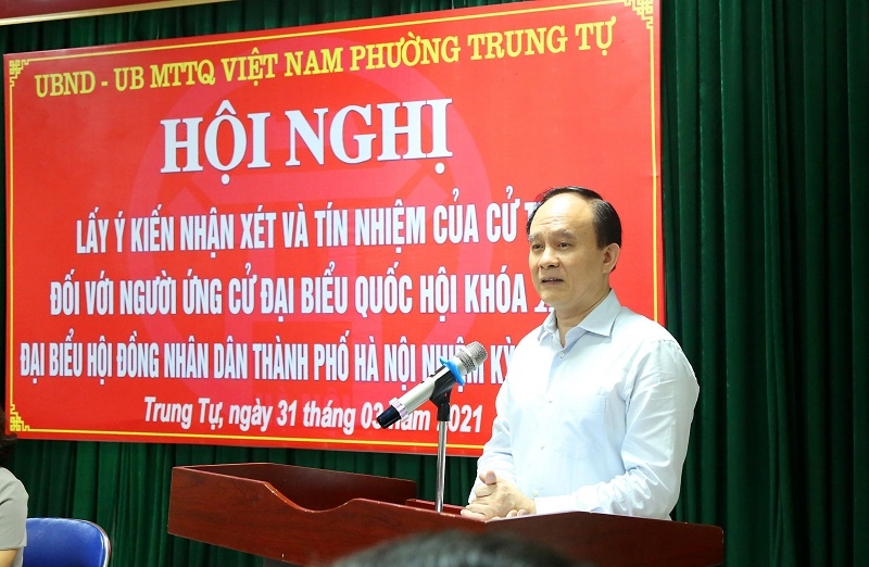 Chủ tịch HĐND TP Nguyễn Ngọc Tuấn phát biểu thành hội nghị