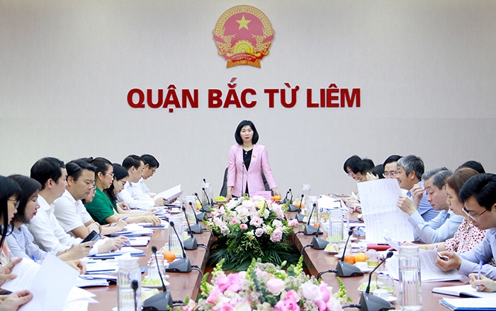 Phó Chủ tịch HĐND thành phố Phùng Thị Hồng Hà phát biểu kết luận buổi giám sát