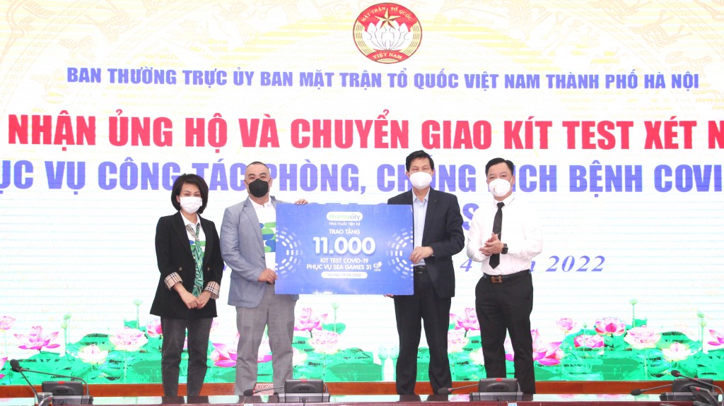 Tiếp nhận 11 nghìn kít xét nghiệm phục vụ công tác phòng, chống dịch tại SEA Games 31