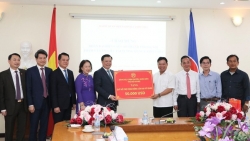 Đoàn đại biểu cấp cao TP Hà Nội thăm Đại sứ quán Việt Nam tại Campuchia
