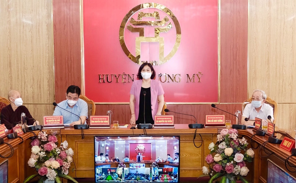 Phó Bí thư Thường trực Thành ủy Nguyễn Thị Tuyến phát biểu tại hội nghị