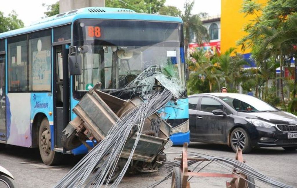 Hà Nội yêu cầu xử lý nghiêm các trường hợp xe tự chế, xe thương binh cho thuê, mượn để vận tải hàng hóa