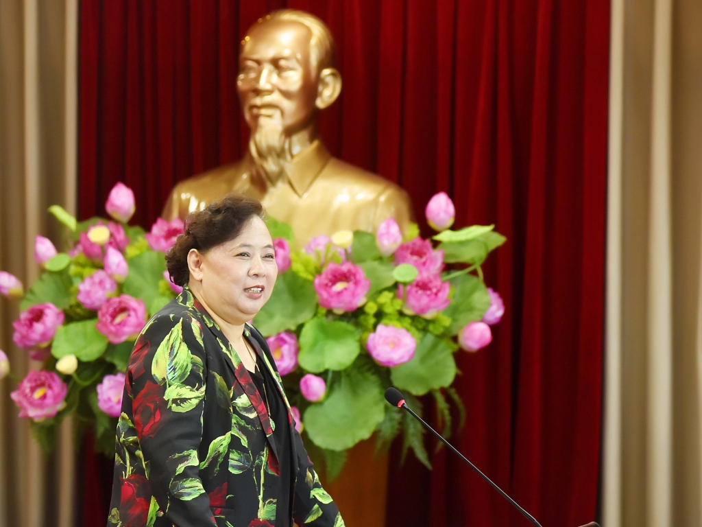 Đồng chí Nguyễn Thị Bích Ngọc phát biểu tại lễ trao quyết định