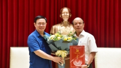 Hà Nội: Trao quyết định nghỉ hưu cho hai đồng chí Thành ủy viên