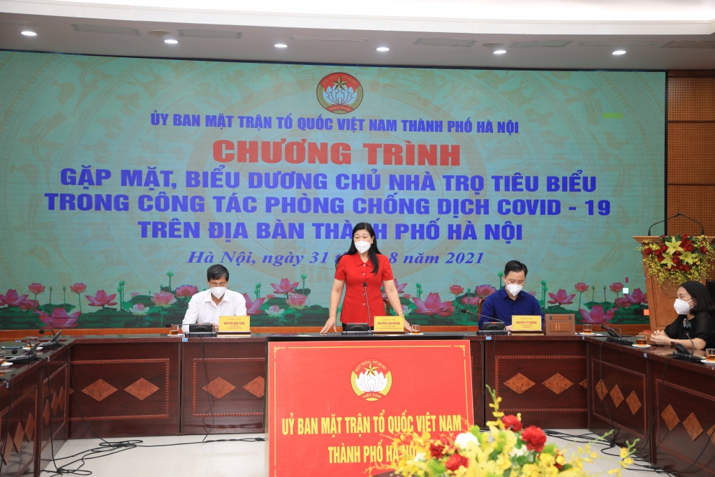 Quang cảnh buổi tuyên dương