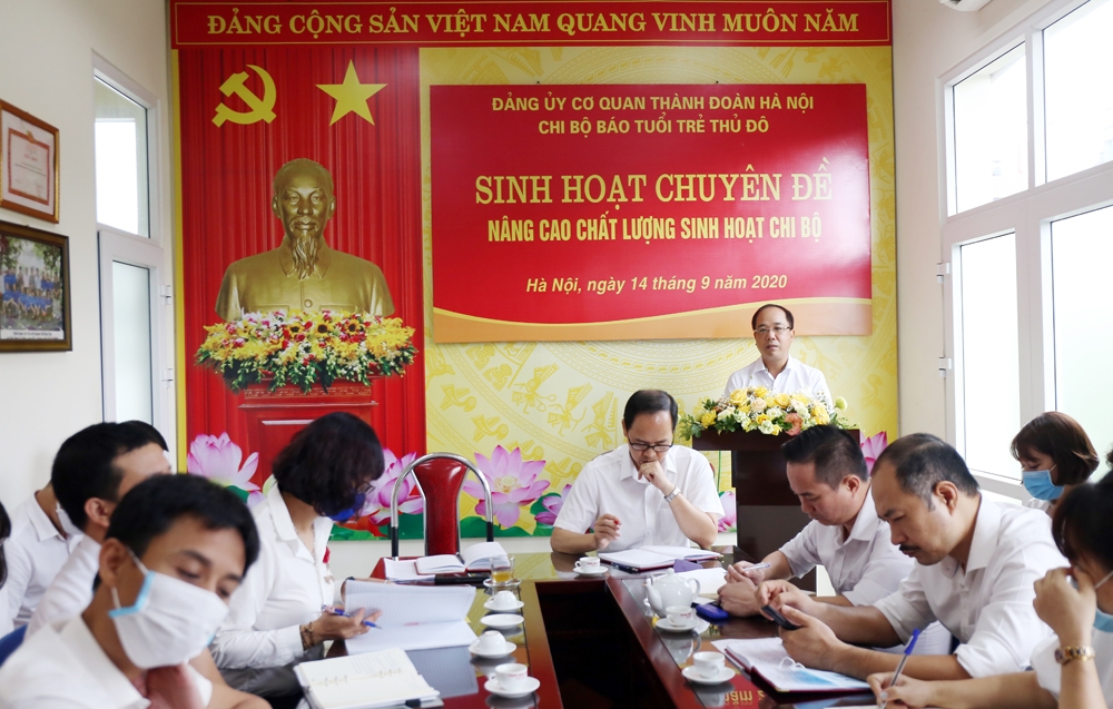 Mở rộng đối tượng tham dự, nâng cao chất lượng, hiệu quả các buổi sinh hoạt chi bộ