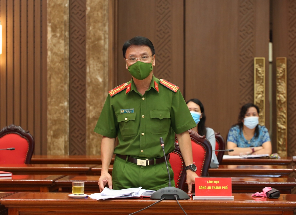 Phó Giám đốc Công an TP Hà Nội Trần Ngọc Dương thông tin tại buổi họp báo