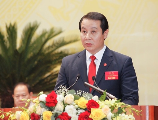 Ông Phạm Hoàng Anh, Ủy viên Ban Thường vụ Tỉnh ủy, Bí thư Thành ủy Vĩnh Yên tham luận với chủ đề: Các giải pháp xây dựng, phát triển thành phố trung tâm của tỉnh, gắn với văn hóa, văn minh đô thị, góp phần xây dựng đô thị Vĩnh Phúc ngày càng phát triển.