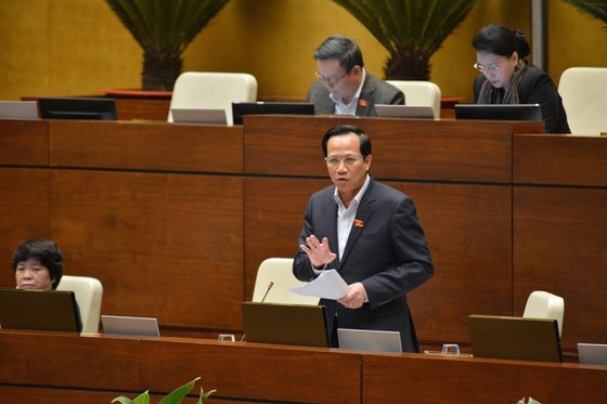 Bộ trưởng Bộ Lao động - Thương binh và Xã hội Đào Ngọc Dung giải trình, làm rõ một số vấn đề các đại biểu Quốc hội quan tâm