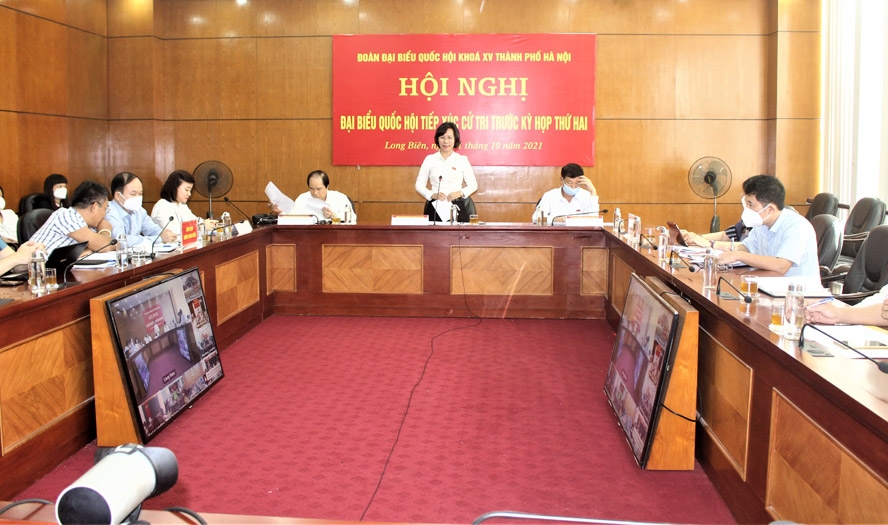 Trưởng ban Tuyên giáo Thành ủy Hà Nội Bùi Huyền Mai phát biểu tiếp thu ý kiến