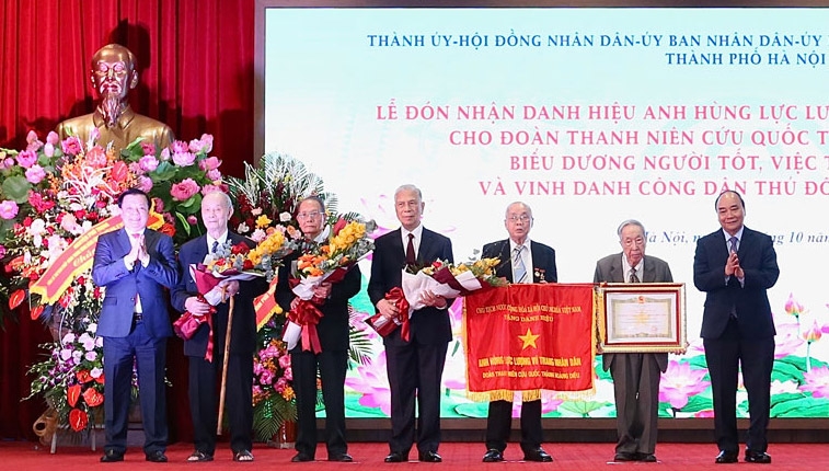 Đoàn Thanh niên cứu quốc thành Hoàng Diệu đón nhận danh hiệu Anh hùng Lực lượng vũ trang nhân dân