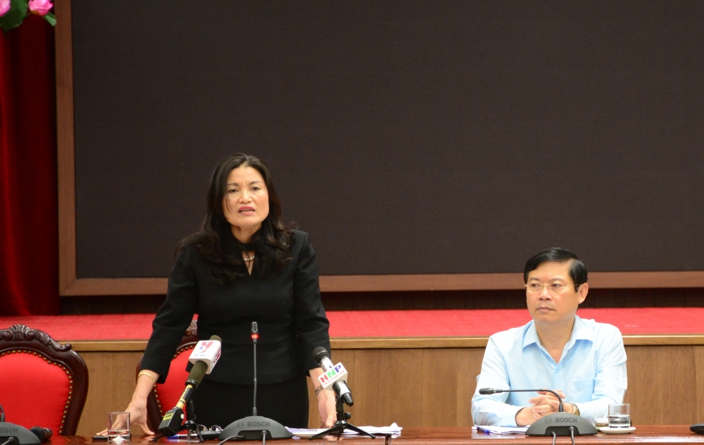 bà Lã Thị Lan, Phó Giám đốc Trung tâm kiểm soát bệnh TP Hà Nội thông tin tại hội nghị