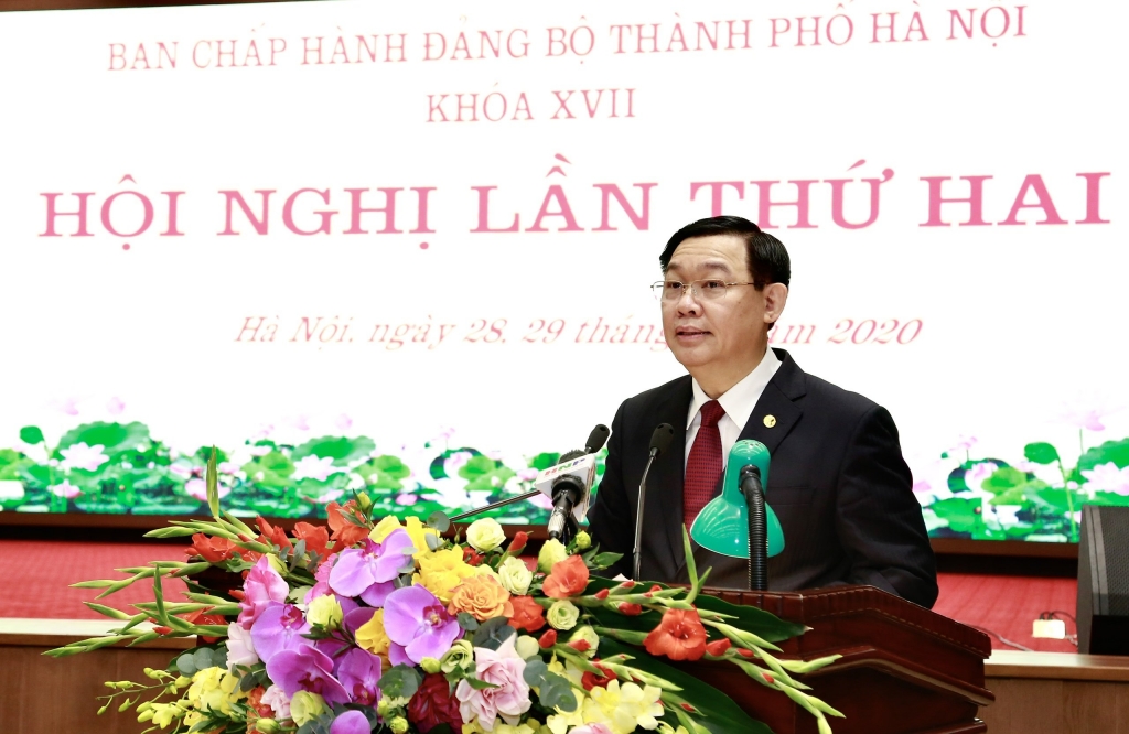 Bí thư Thành ủy Vương Đình Huệ kết luận hội nghị