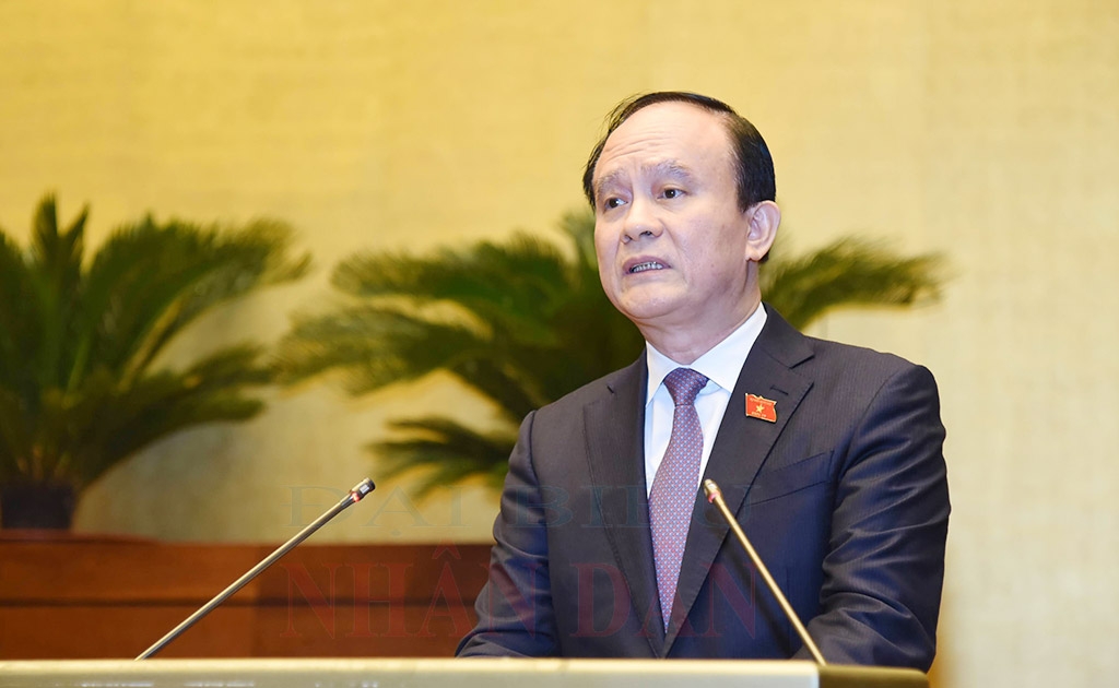 Chủ tịch HĐND thành phố Hà Nội Nguyễn Ngọc Tuấn tham luận tại hội nghị