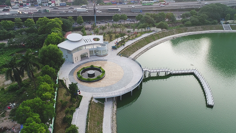 Công viên hồ điều hòa Nhân Chính (Công viên Thanh Xuân) được đầu tư gần 300 tỷ đồng
