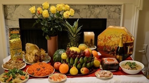 Chuẩn bị mâm cúng Rằm tháng Giêng cầu may mắn