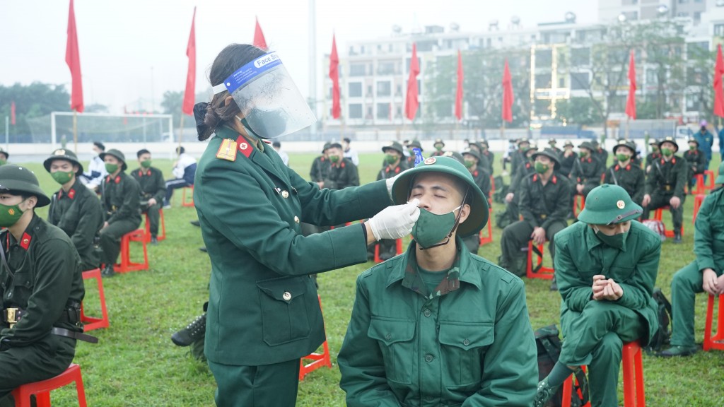 Tiếp nối truyền thống anh hùng, 176 thanh niên huyện Thanh Trì nhập ngũ Tiếp nối truyền thống anh hùng, 176 thanh niên huyện Thanh Trì nhập ngũ