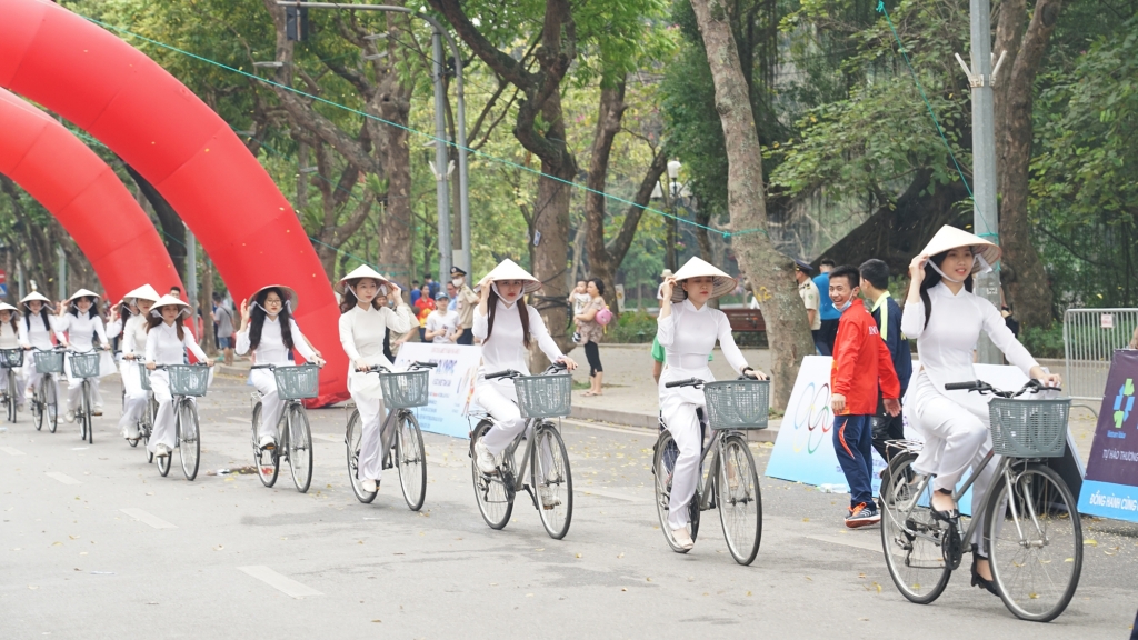 Ngày chạy Olympic và Giải chạy Báo Hànộimới mở rộng lần thứ 47 - Vì hòa bình năm 2021