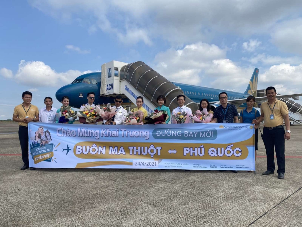 Vietnam Airlines chính thức khai thác thêm 9 đường bay đến Phú Quốc